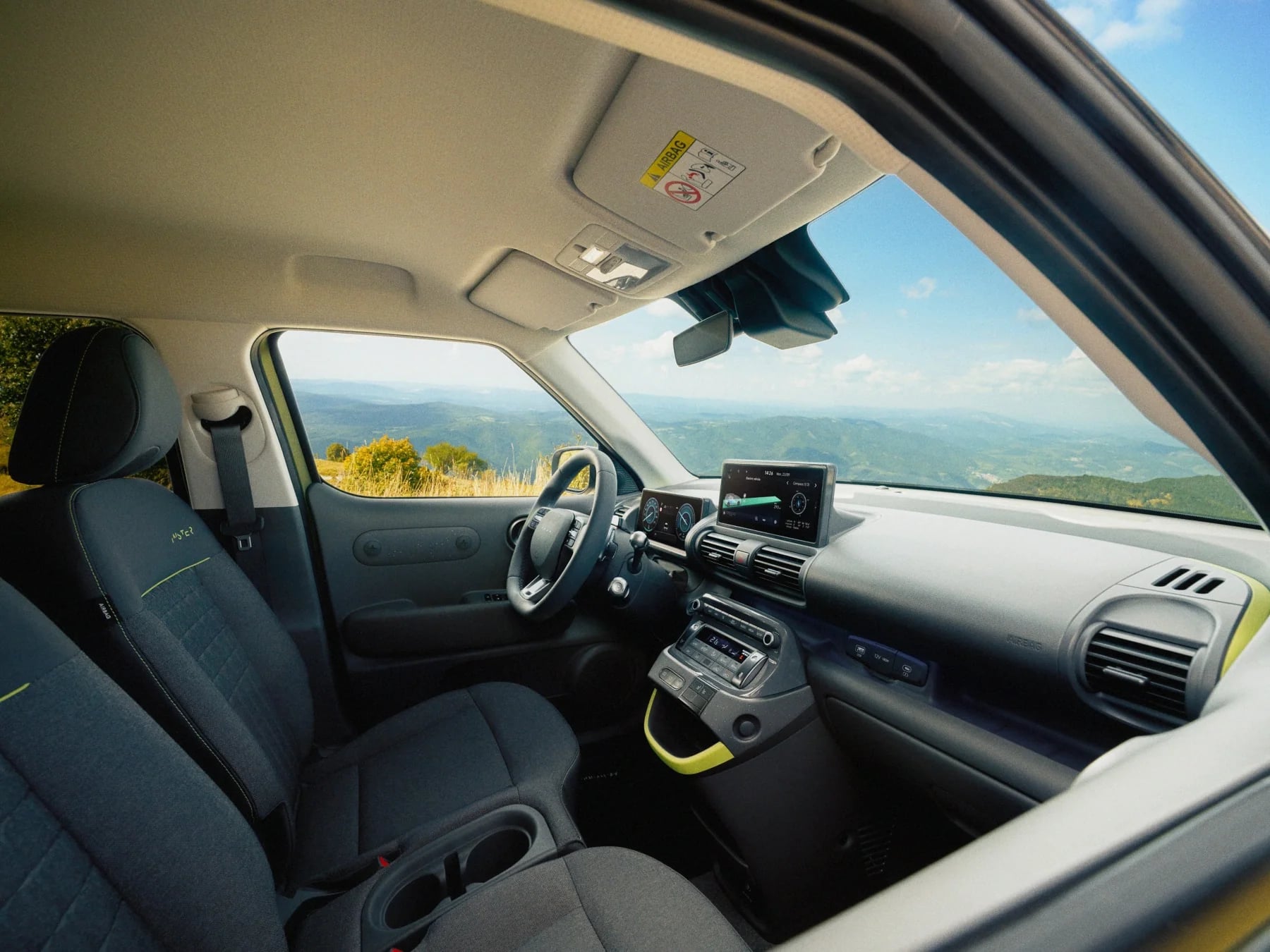 Interiören i Hyundai INSTER Cross