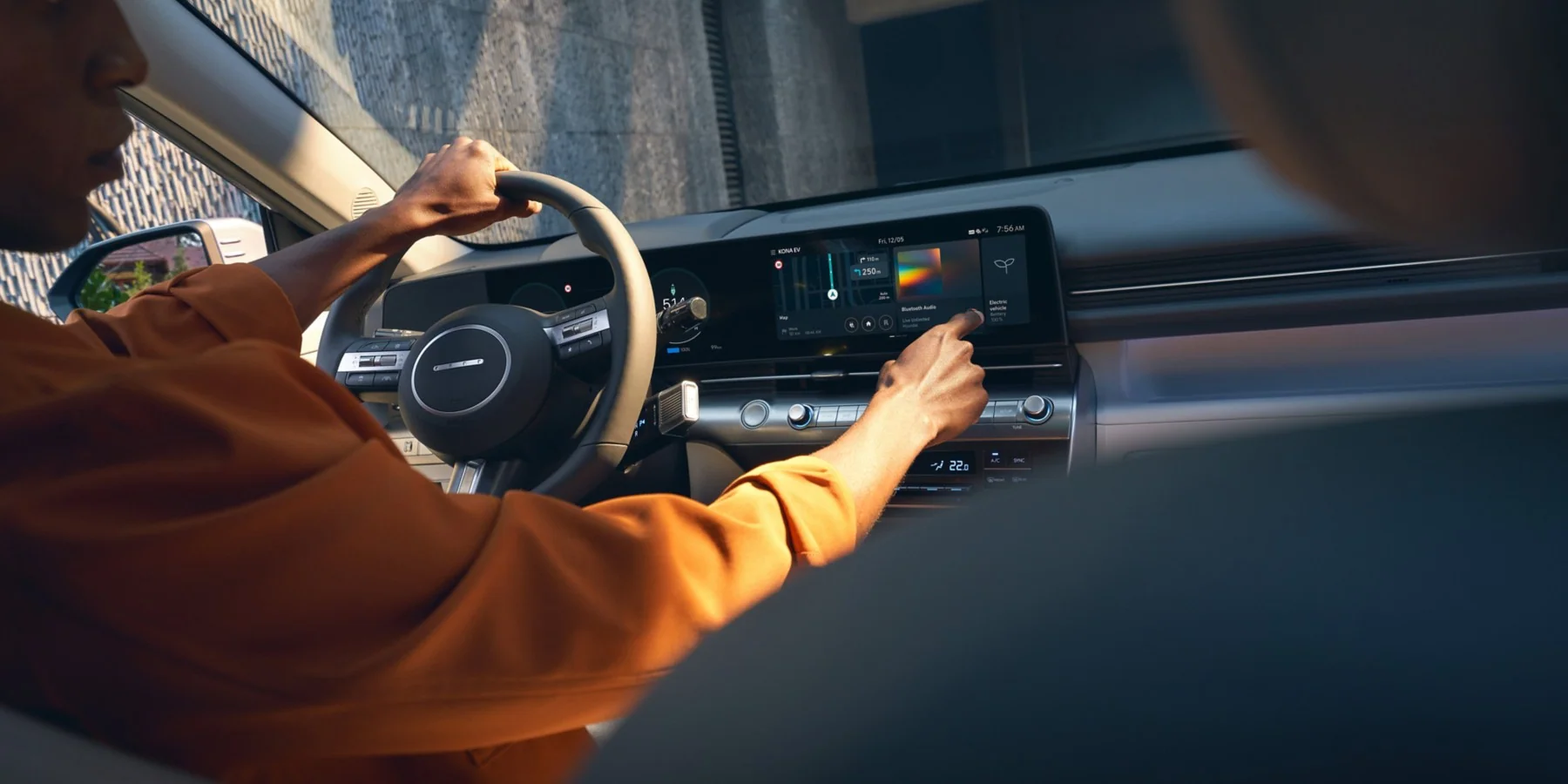 Dubbla 12,3-tums skärmar i Hyundai KONA Electric