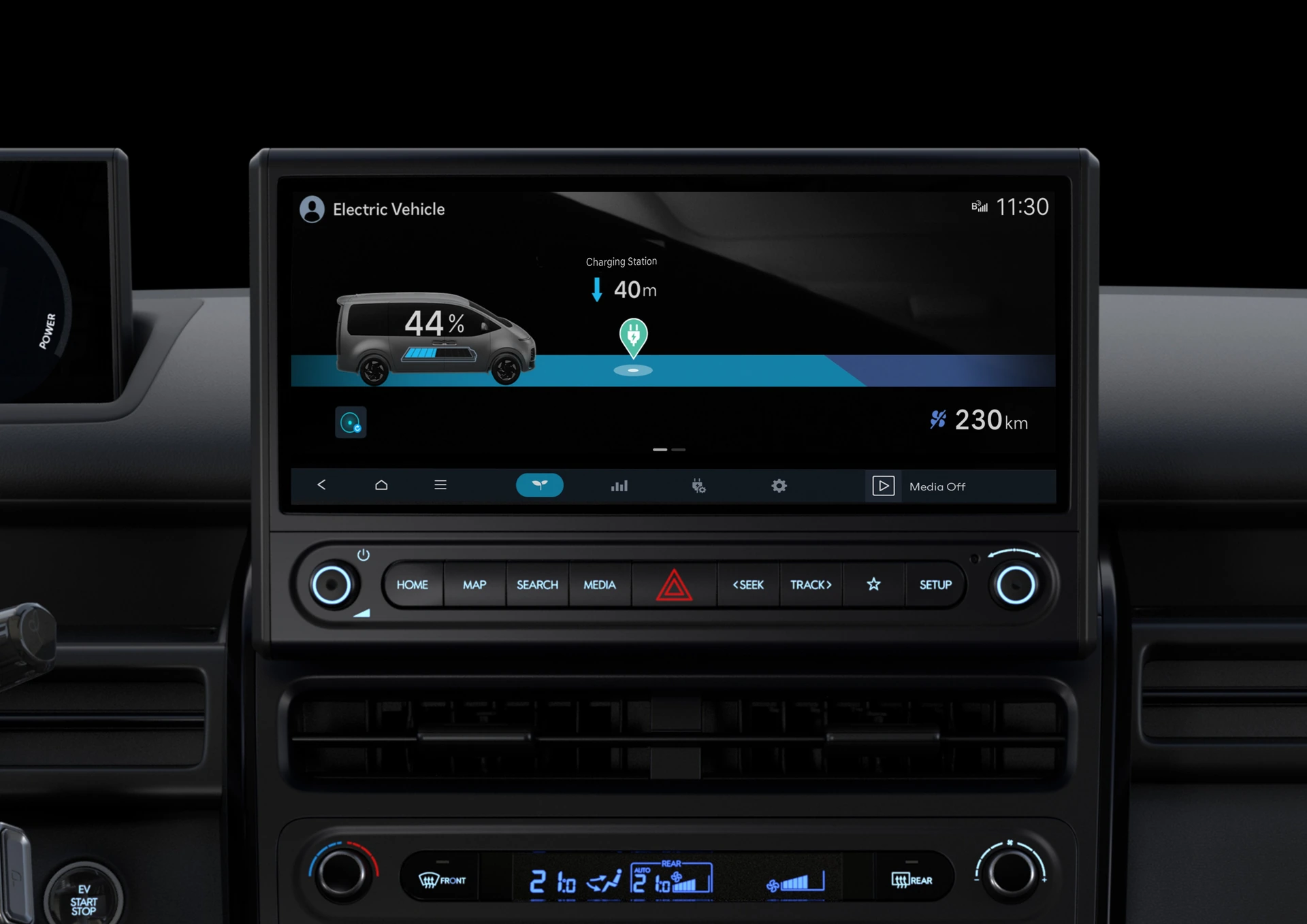 Infotainmentskärmen i Hyundai STARIA Cargo med batterinivå och avstånd till närmaste laddstation