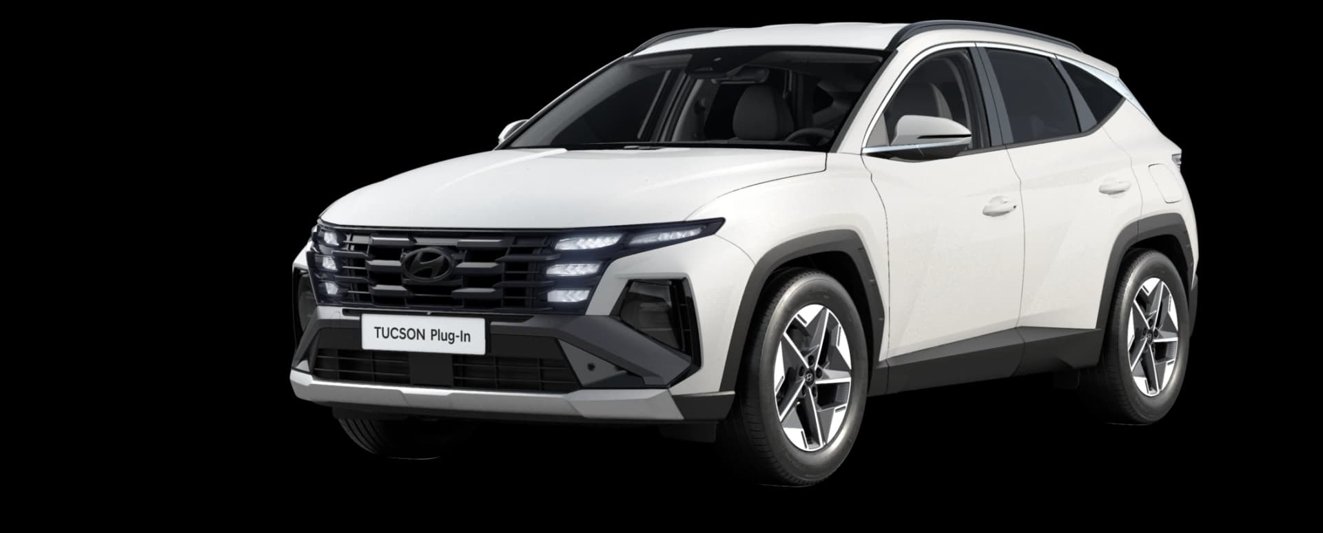 Hyundai TUCSON Plug-in Hybrid Advanced med 18-tums aluminiumfälgar, snett framifrån mot transparent bakgrund
