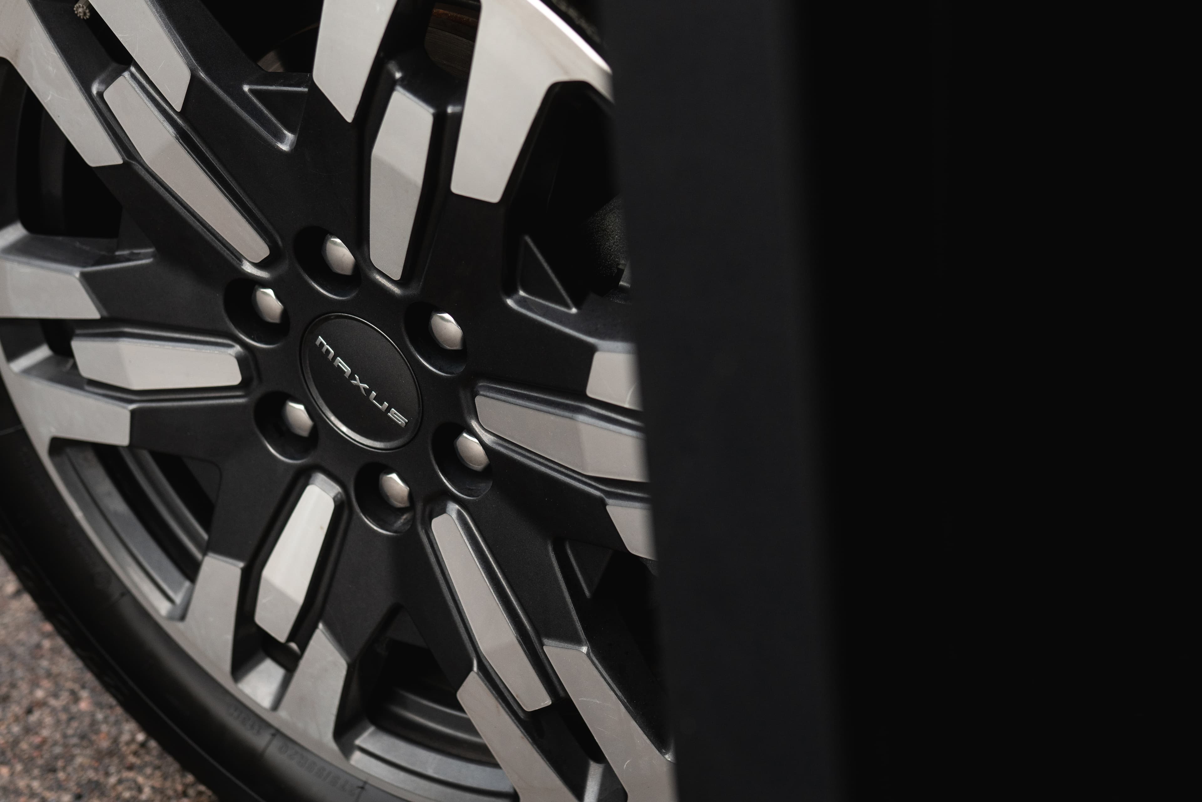 Maxus eTerron 9 - Robust