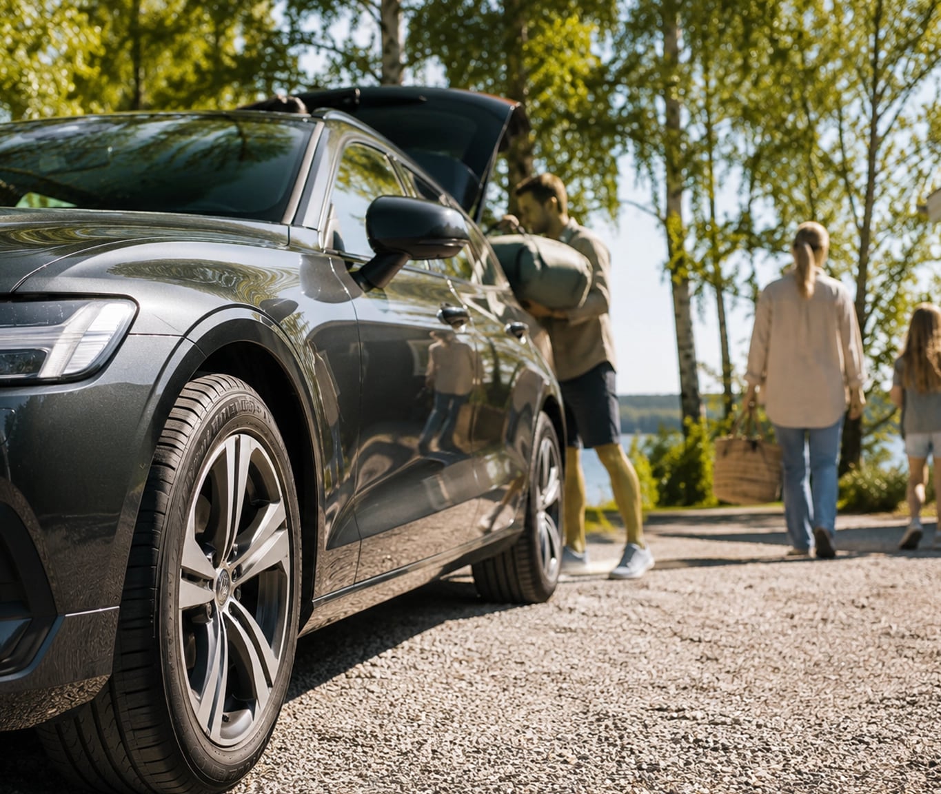 Sommardäck för varma vägar hos Autogruppen i Lund